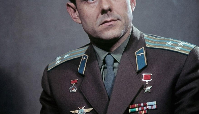 Их именами названы. 16 марта Владимиру Комарову исполнилось бы 97 лет. Что мы знаем о знаменитом советском космонавте