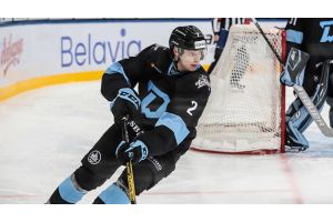 Соловьев сыграл в матче НХЛ впервые за четыре месяца